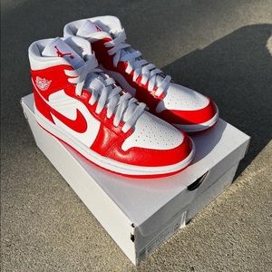 Women’s Air Jordan 1